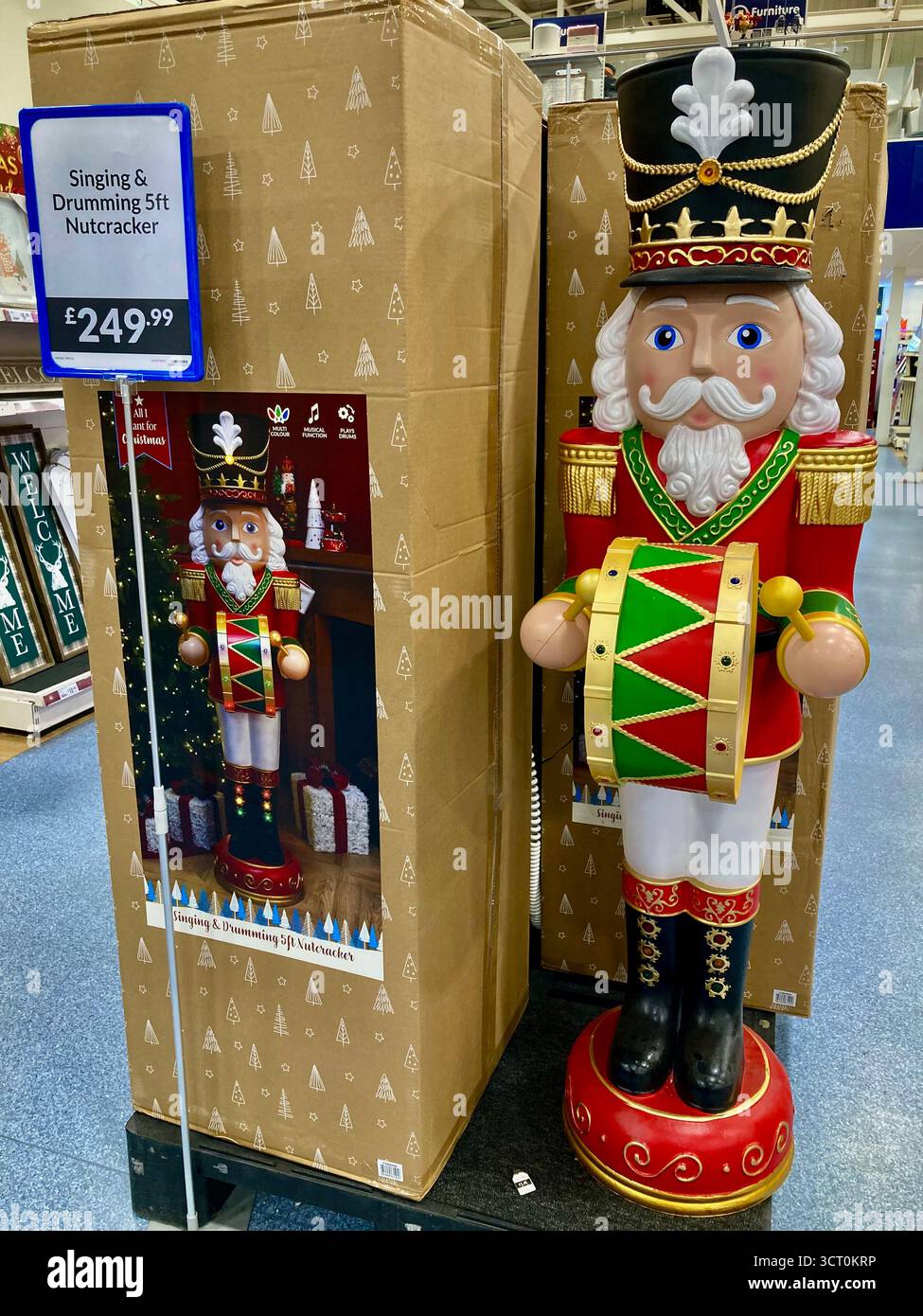 Casse-noix de Noël chantant et battant Banque D'Images