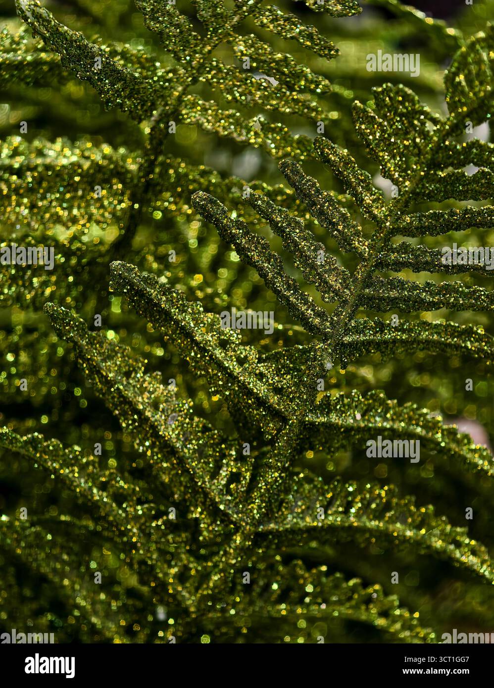 Fond scintillant vert vibrant : textures de feuilles étonnantes pour papier peint numérique, décor et utilisation marketing. Ultra haute résolution Banque D'Images