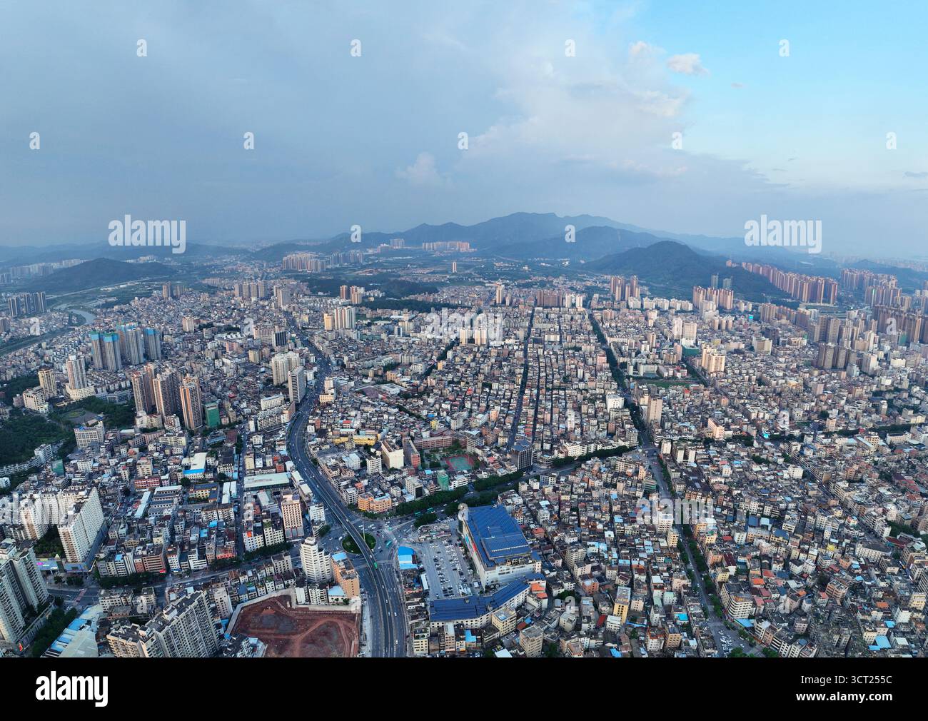 Photographie aérienne de la place municipale dans le district de Huiyang, ville de Huizhou, province du Guangdong Banque D'Images