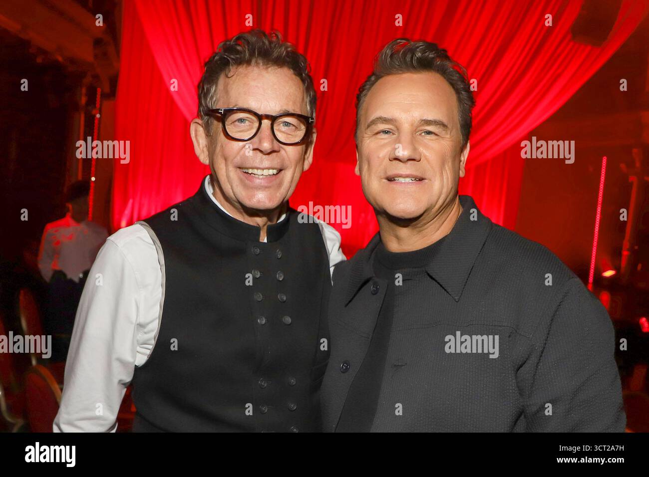 abb Frank Mutters, Guido Maria Kretschmer mit Mann zu Gast beim About You Fashion Ball im Schmidts Tivoli AM 26.09.2025 in Hamburg Hamburg Deutschland *** abb Frank Mutters, Guido Maria Kretschmer avec mari au About You Fashion Ball at Schmidts Tivoli le 26 09 2025 in Hamburg Hamburg Germany Banque D'Images