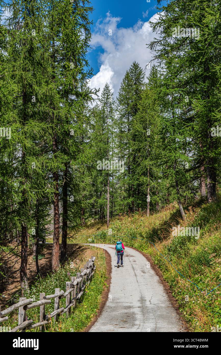 De Cervinia à Cheneil, une charmante ville de la commune de Valtournenche Banque D'Images