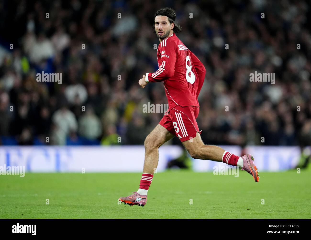 Dominik Szoboszlai de Liverpool lors du premier League match à Stamford Bridge, Londres. Date de la photo : samedi 4 octobre 2025. Banque D'Images