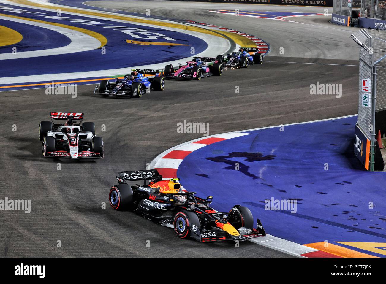 Singapour, Singapour. 05 octobre 2025. Yuki Tsunoda (JPN) Red Bull Racing RB21. 05.10.2025. Championnat du monde de formule 1, Rd 18, Grand Prix de Singapour, Marina Bay Street circuit, Singapour, jour de la course. Crédit : James Moy/Alamy Live News Banque D'Images