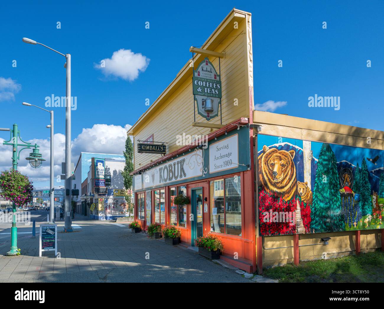Café traditionnel sur West Fifth Avenue dans le centre-ville d'Anchorage, Alaska, États-Unis Banque D'Images