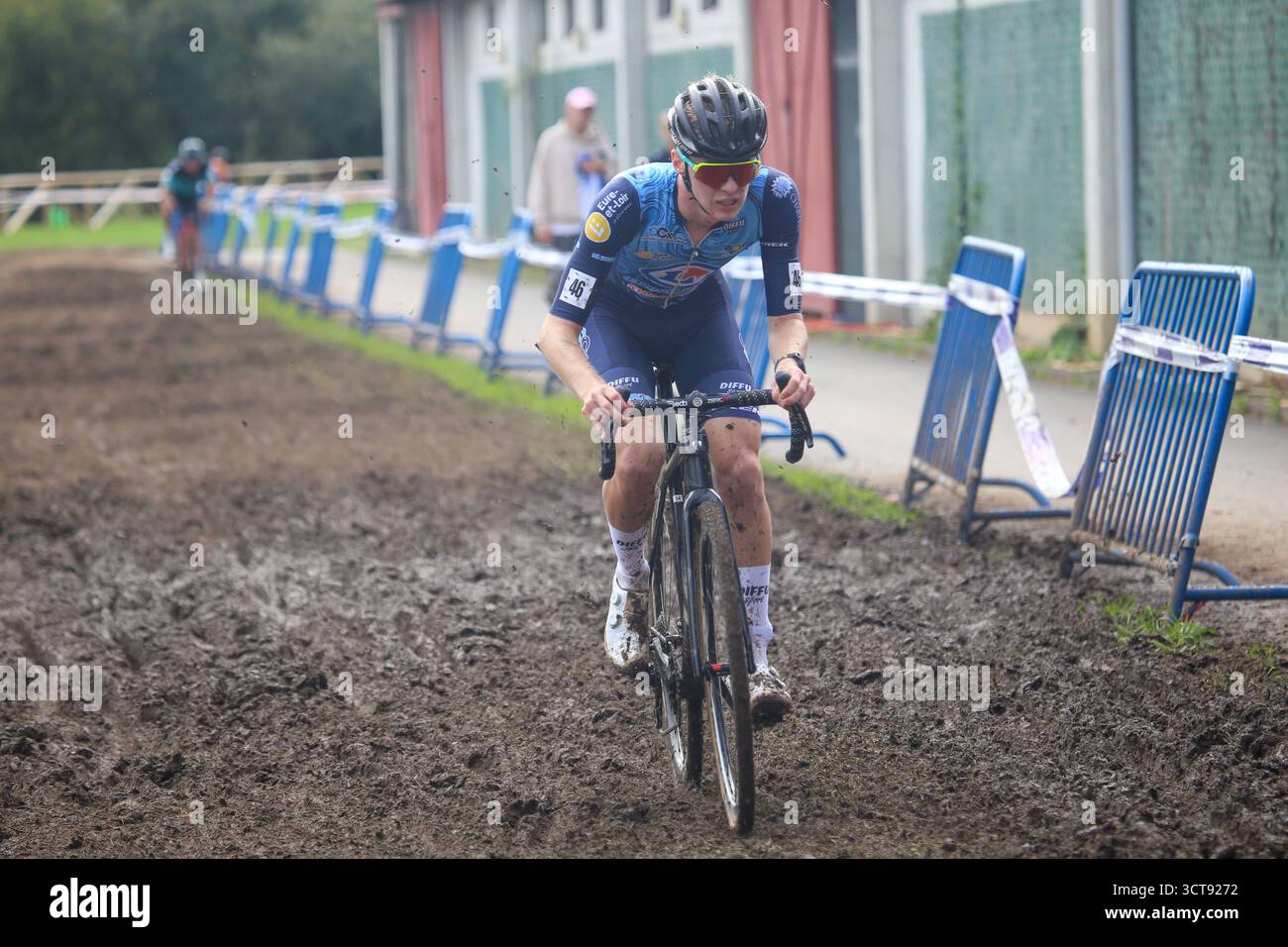 Gijón, Espagne, 5 octobre 2025 : le cycliste C'Chartres cyclisme Tom Ferreira (46) lors du XV Trophée Villa de Gijón le 5 octobre 2025, à Gijón, Espagne. Crédit : Alberto Brevers / Alamy Live News. Banque D'Images