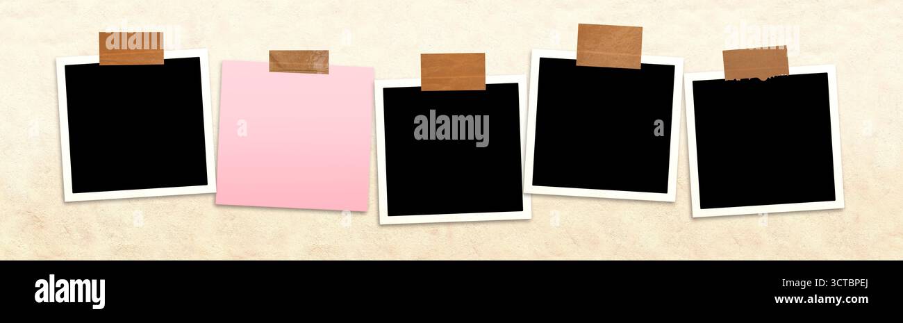 Quatre photos de cadre avec bandes adhésives au mur de stuc. Bannière horizontale avec une grille d'album photos pour scrapbooking. Style vintage Mood bo Banque D'Images