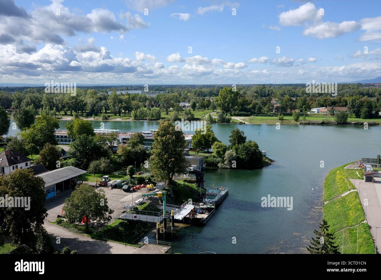 Le Rhin à Breisach am Rhein, Bade-Wuertemberg, Allemagne Banque D'Images