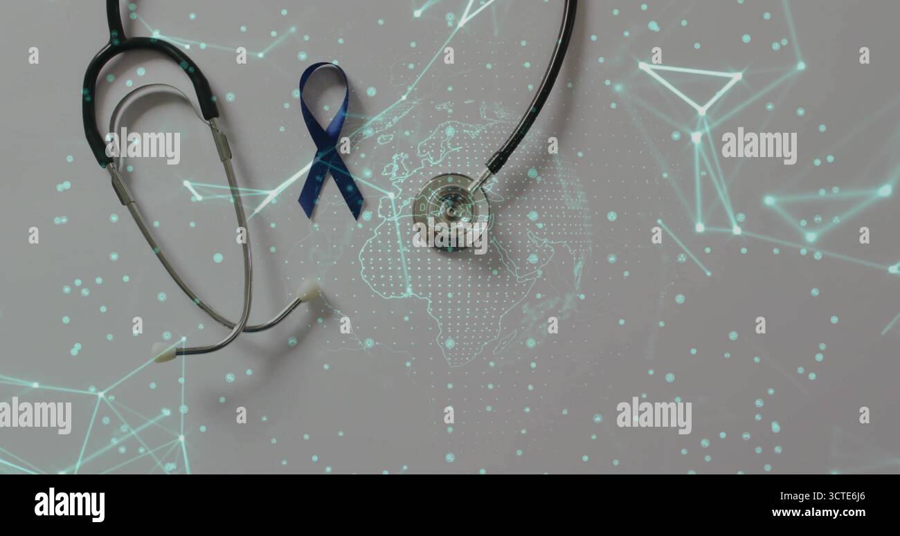 Affichage d'un stéthoscope argenté et d'un ruban bleu marine sur une table grise avec superposition de réseau de données global Banque D'Images