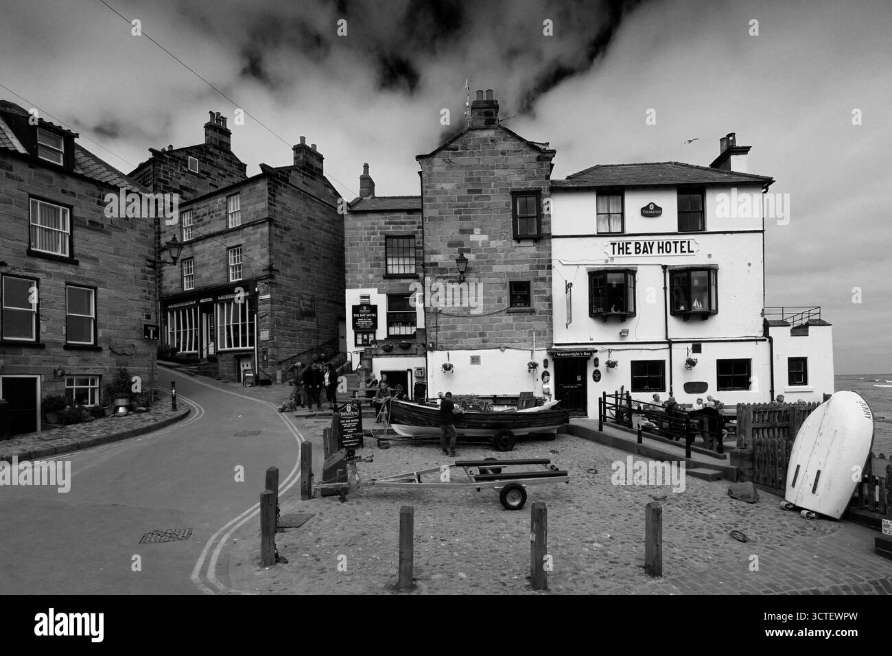 Vue de l'hôtel Bay, Robin Hoods Bay, Robin Hoods village, North Yorkshire Coast, Angleterre, ROYAUME-UNI Banque D'Images