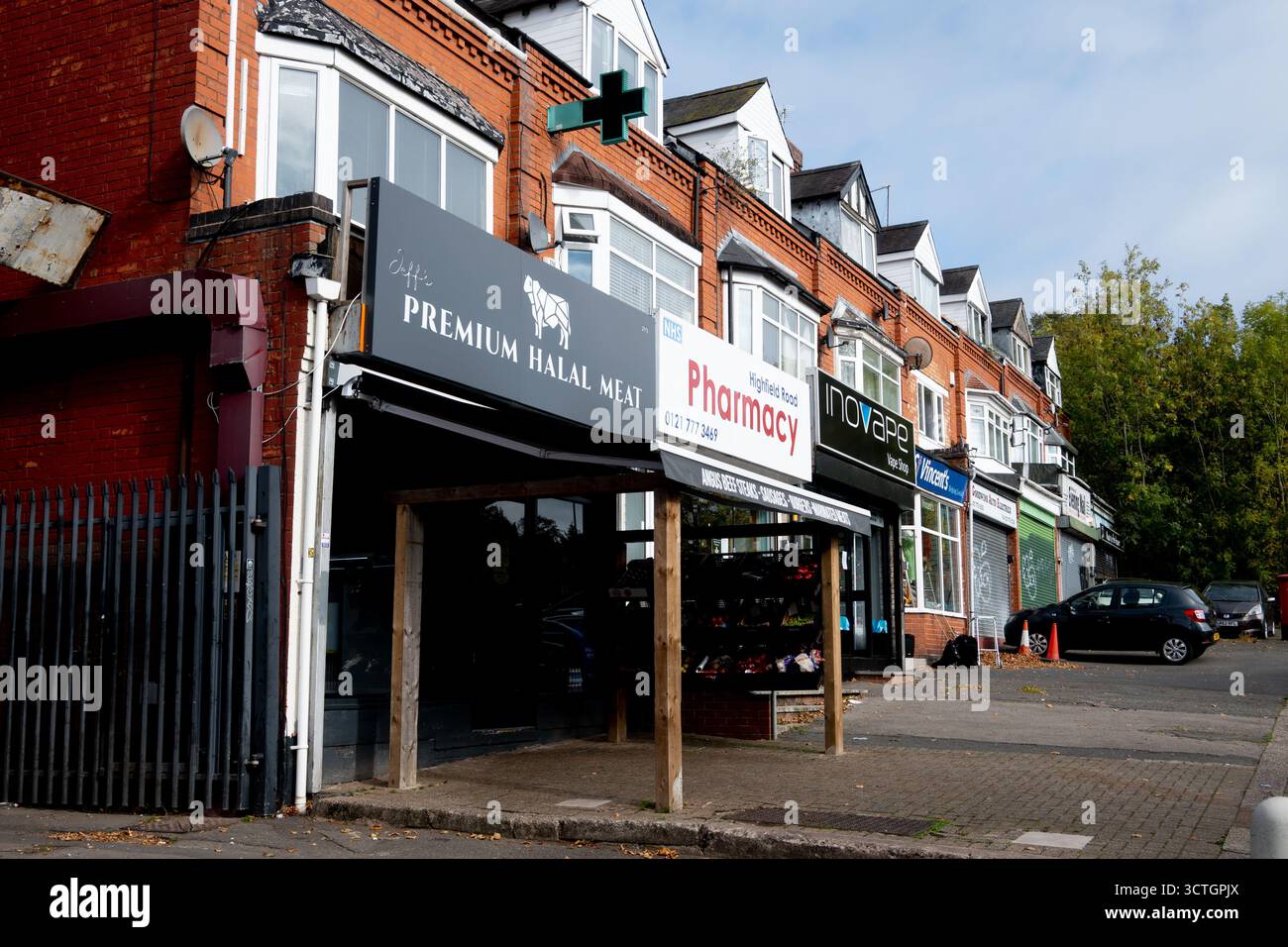 Magasins à Highfield Road, Yardley Wood, West Midlands, Angleterre, Royaume-Uni Banque D'Images
