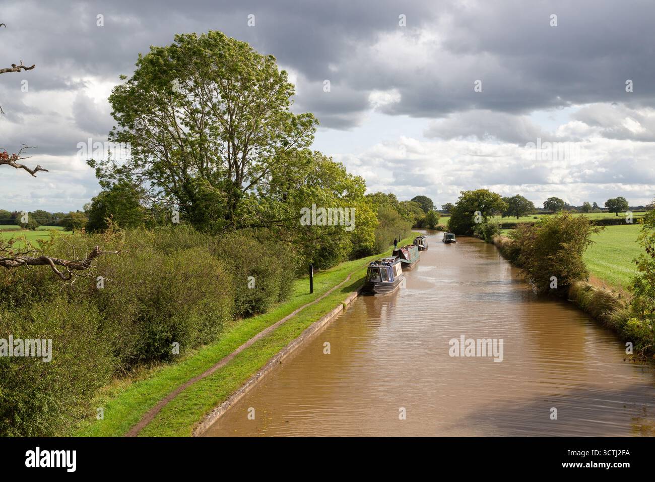 Bateaux sur le canal Shropshire Union canal à Hurleston Junction, près de Nantwich, Cheshire, Angleterre Banque D'Images
