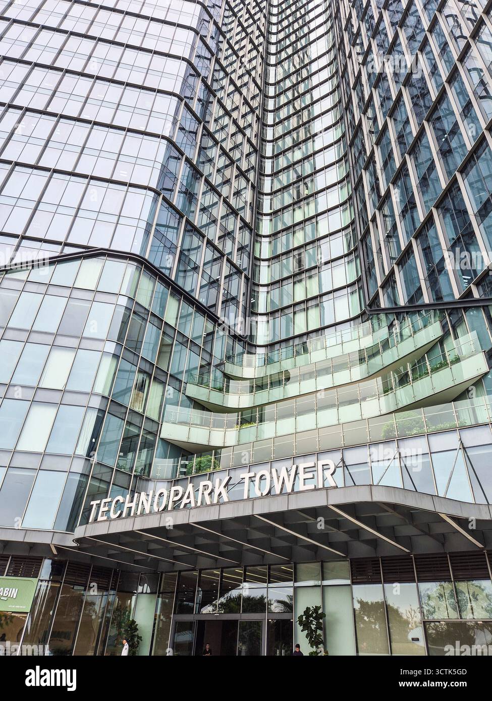 Vietnam, Hanoi, Vinhomes Ocean Park, Gia Lâm, Technopark Tower Banque D'Images