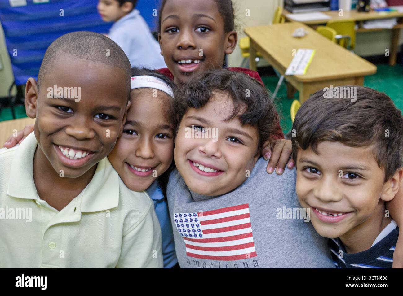 Miami Florida,Overtown,Frederick Douglass Elementary,enseignants,robe,tenue,costume littéraire,lecture,éducation,personnage fictif,lecture,Stud étudiant Banque D'Images
