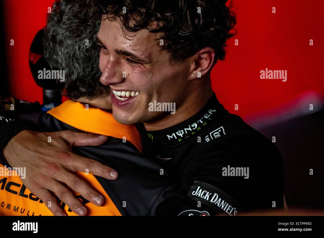 Marina Bay, Singapour, 05 Oct 2025, Lando Norris, du Royaume-Uni, concourt pour McLaren F1. La journée du Grand Prix de Singapour 2025, qui a lieu à Marina Bay, Singapour. Crédit : Michael Potts/Alamy Live News Banque D'Images