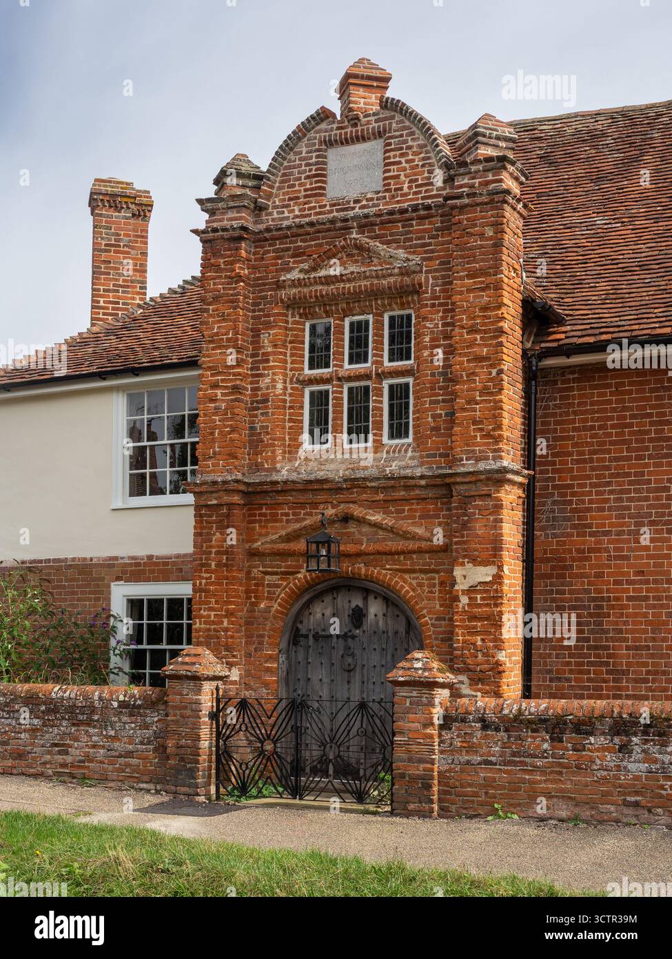 YE Olde River House by the ford à Kersey, Suffolk, Royaume-Uni - un exemple pittoresque du charme d'un village anglais historique Banque D'Images YE Olde River House by the ford à Kersey, Suffolk, Royaume-Uni - un exemple pittoresque du charme d'un village anglais historique Banque D'Images