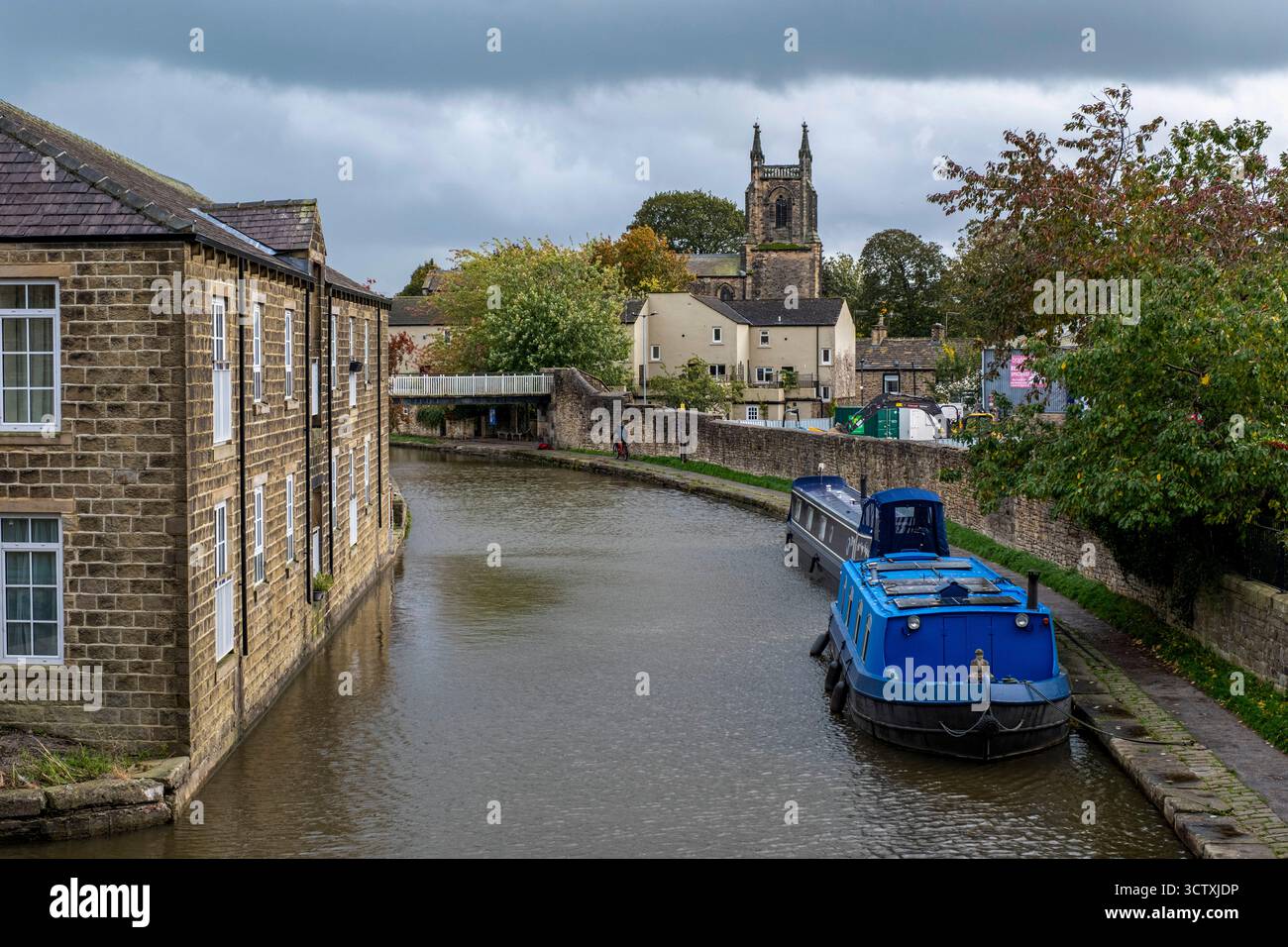 Leeds et Liverpool Canal à Skipton, Yorkshire du Nord, Angleterre, Royaume-Uni. Banque D'Images