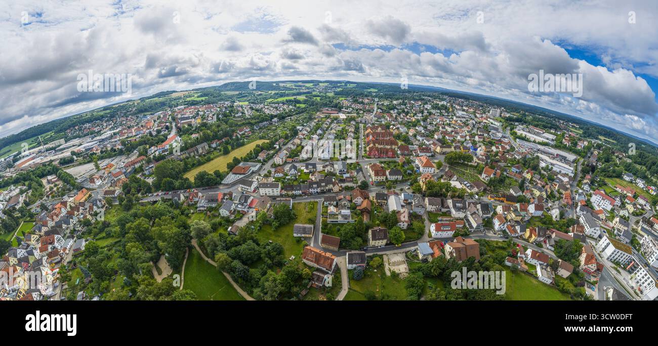 Vue aérienne de la ville de Pegnitz à l'extrémité orientale de la Suisse franconienne dans le district de Bayreuth en haute-Franconie Banque D'Images