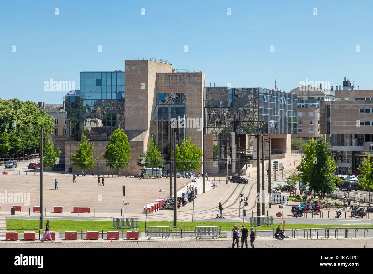 France, Sarthe, le Mans, Vieux Mans, Plantagenet City, centre historique médiéval, Cité judiciaire, enceinte judiciaire // France, Sarthe (72), le Mans, vie Banque D'Images