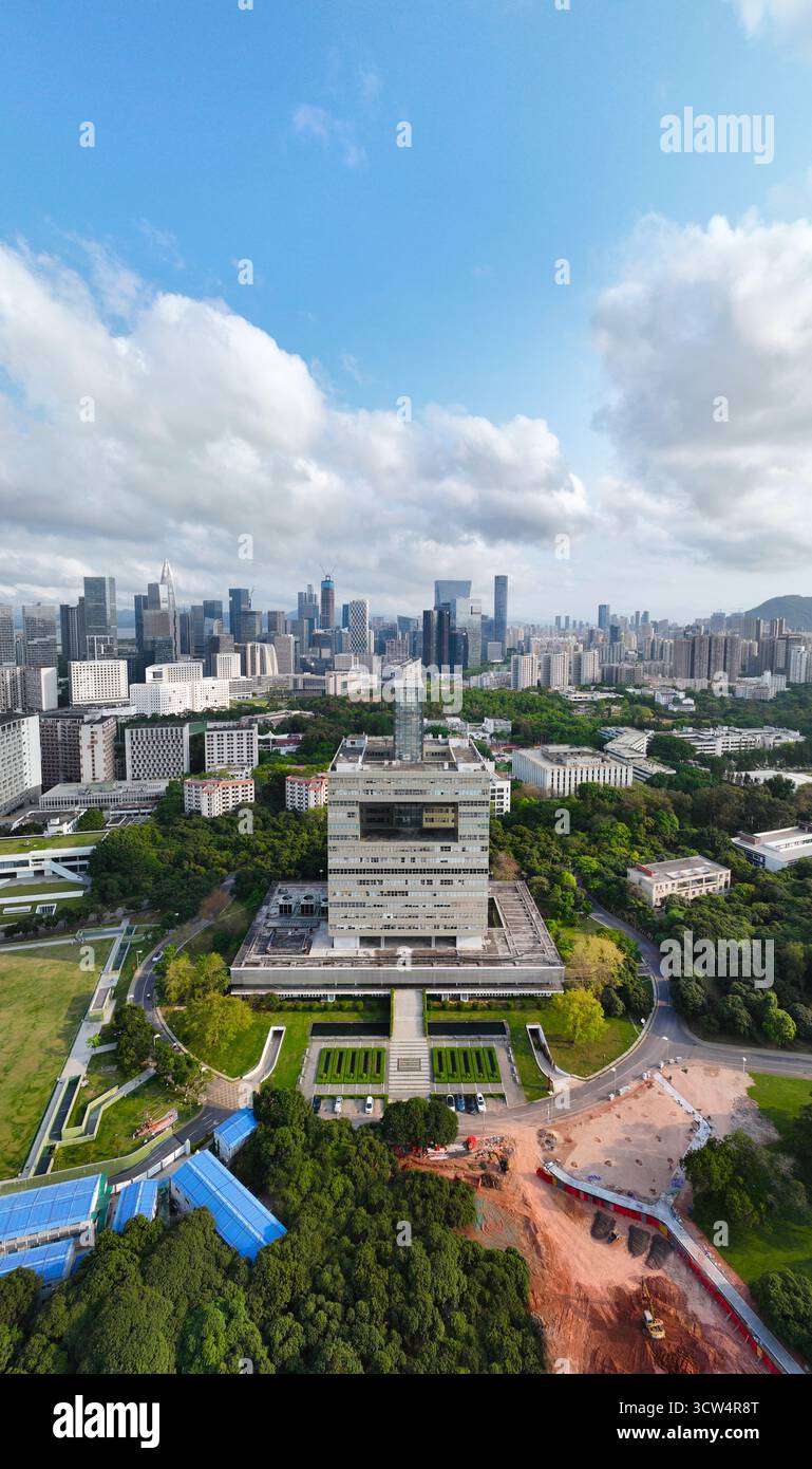 Photographie aérienne de l'Université de Shenzhen au Nanshan Hanjing Financial Center, Shenzhen, province du Guangdong Banque D'Images