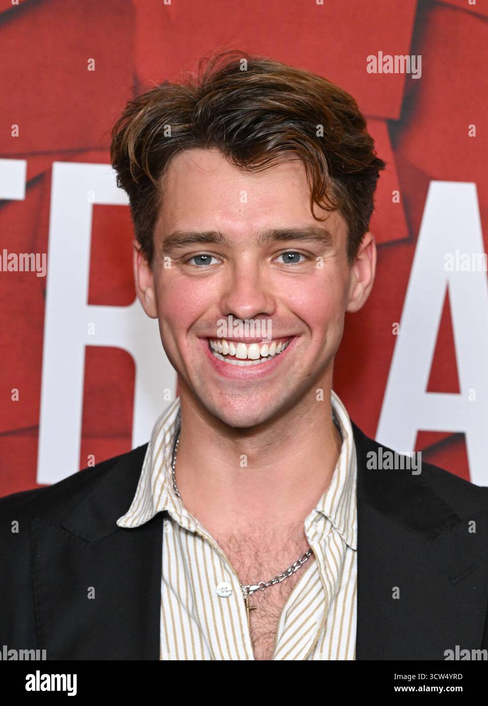 Los Angeles, États-Unis. 09 octobre 2025. DAF Thomas arrive à la projection spéciale « Truth & Ttrahon » à AMC The Grove le 9 octobre 2025 à Los Angeles, CA. © LISA OConnor/AFF-USA.com crédit : AFF/Alamy Live News Banque D'Images