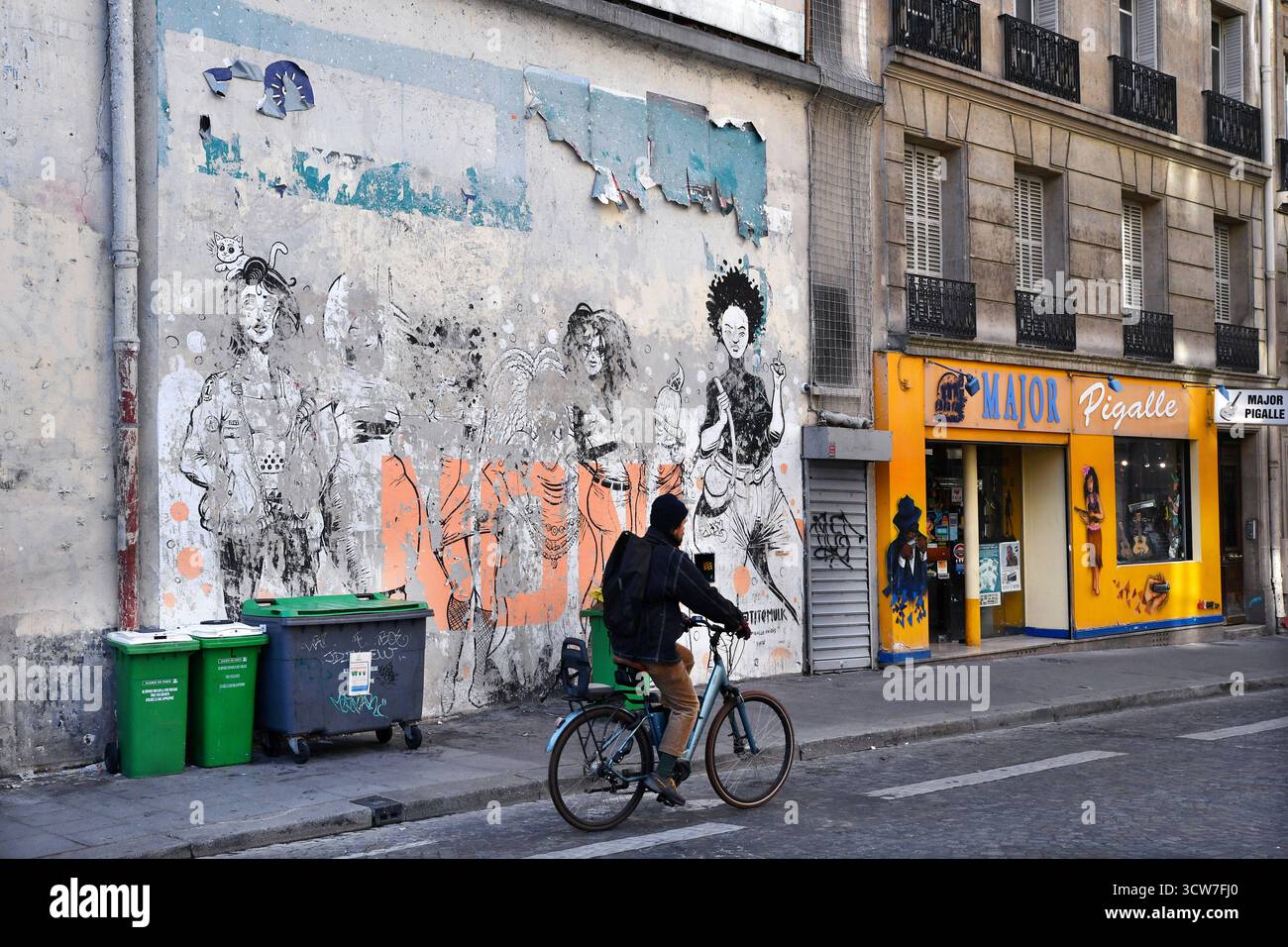 Art de rue sur un mur de Montmartre - Paris - France Banque D'Images