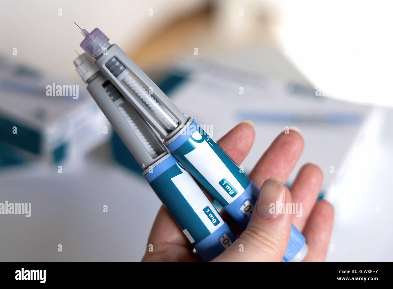 Stylo d'injection d'insuline Ozempic pour diabétiques et perte de poids. Banque D'Images