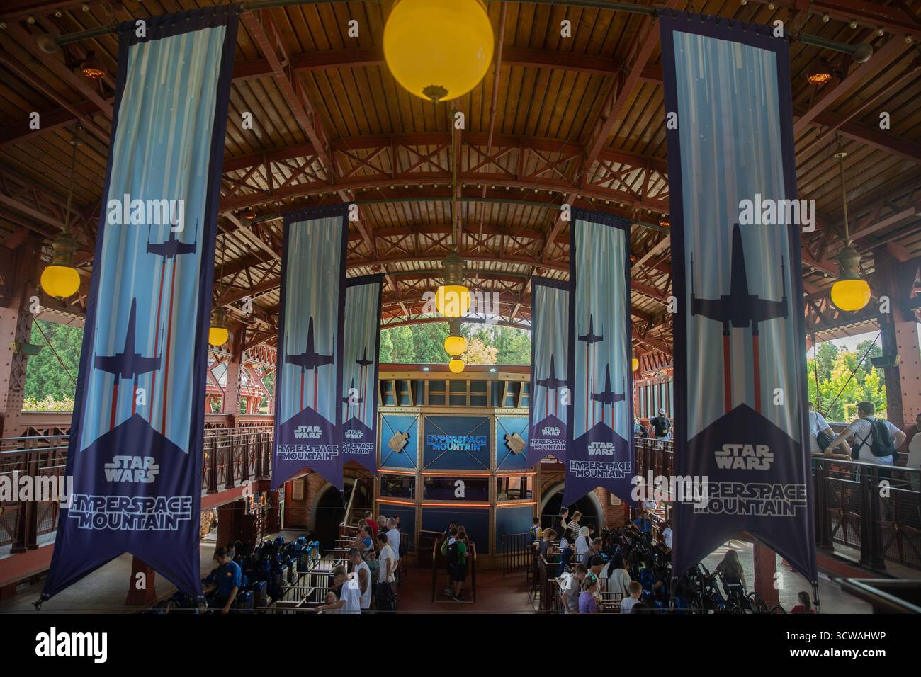 Disneyland Paris est une station de divertissement située à Marne-la-Vallée Banque D'Images