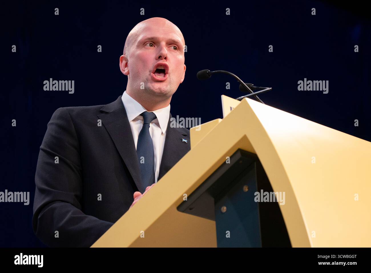 Aberdeen, Écosse, Royaume-Uni. 11 octobre 2025. Premier jour de la conférence annuelle SNP à Aberdeen, Écosse. Pic : le député Steven Flynn prononce un discours d'ouverture à la conférence. Iain Masterton/Alamy Live News. Banque D'Images