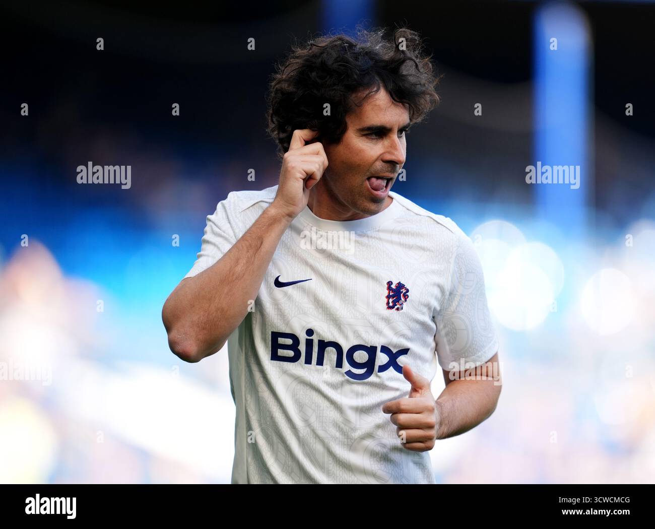 Le Tiago de Chelsea se réchauffe avant le match des légendes à Stamford Bridge, Londres. Date de la photo : samedi 11 octobre 2025. Banque D'Images