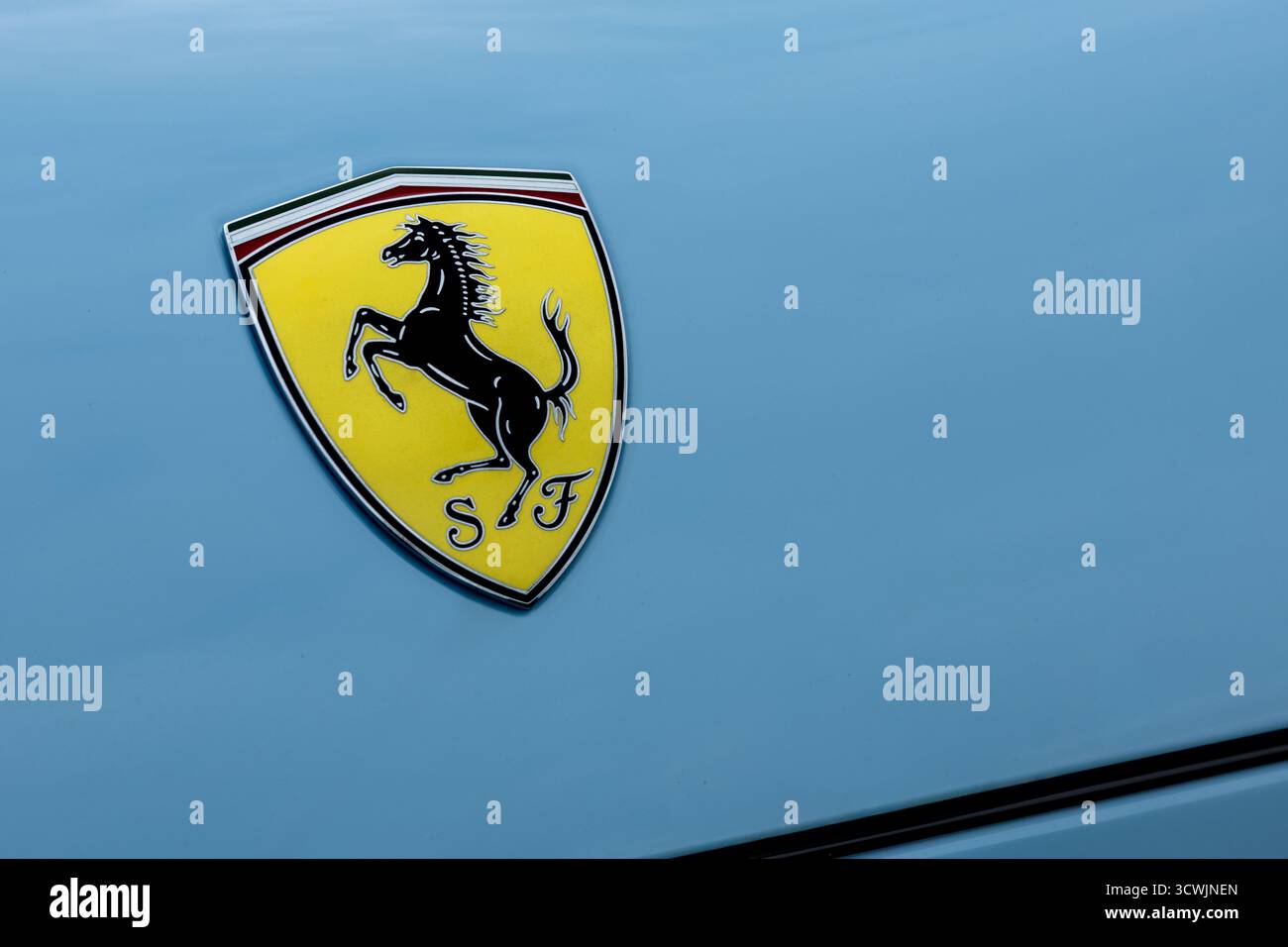 Badge bouclier Ferrari 12Cilindri 2025. Banque D'Images