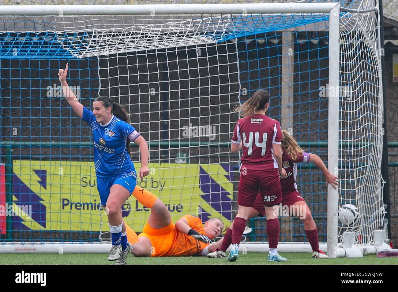 Sutton Coldfield, Royaume-Uni. 12 octobre 2025. Freya Smith céleste dans la Ligue nationale des femmes Sutton Coldfield Townv Northampton Town match crédit : Clive Stapleton/Alamy Live News Banque D'Images