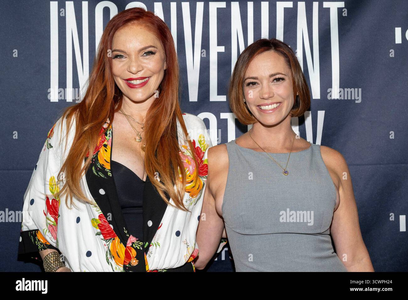 Carmit Bachar und Jessica Sutta BEI der Weltpremniere des Dokumentarfilms 'an Incommode Study' auf dem 25. Festival du film de Malibu 2025 im Directors Guild of America Theater Complex. Los Angeles, 12.10.2025 Banque D'Images