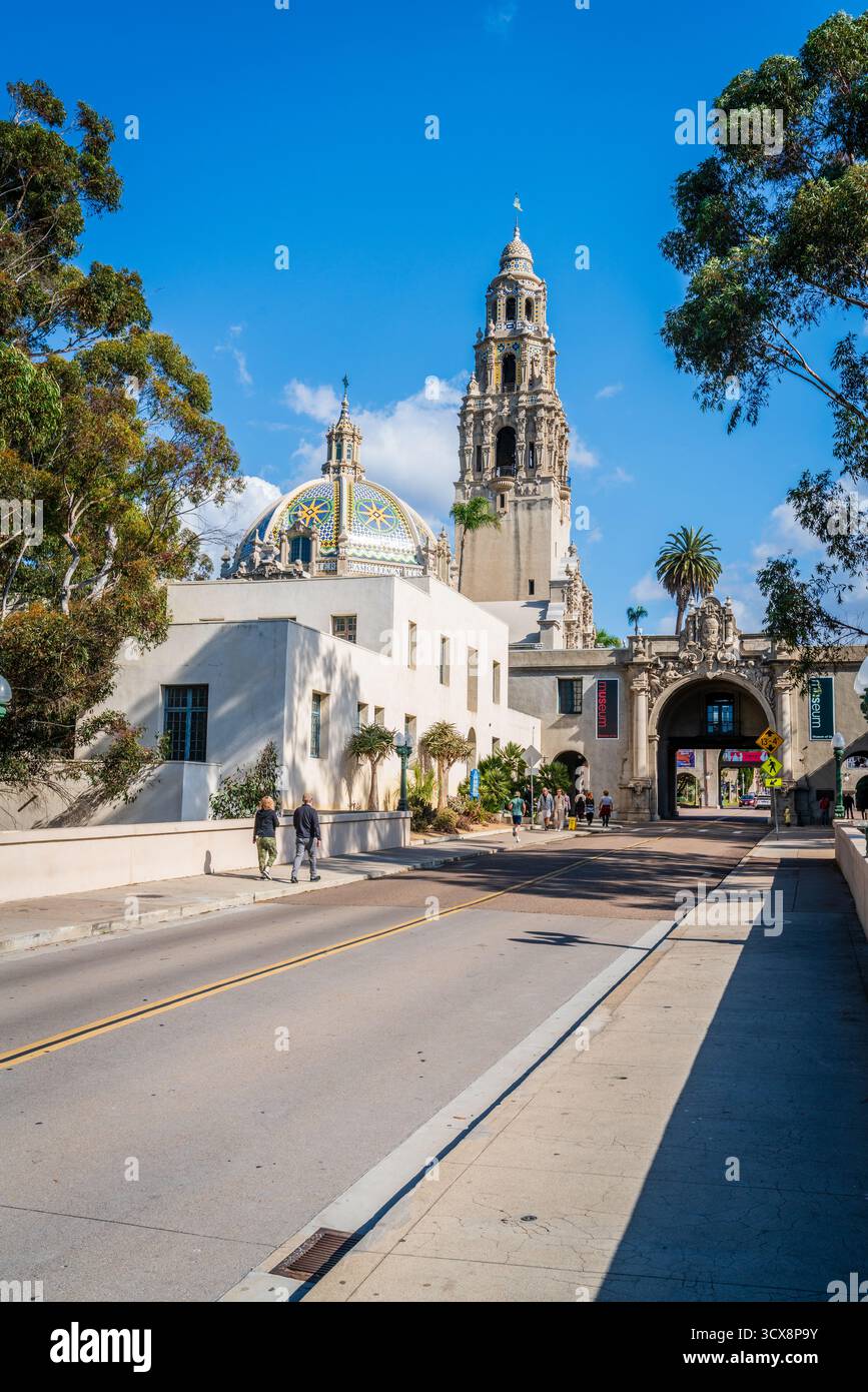 16 novembre 2024, San Diego, CA : vue de California Tower et du Museum of US à Balboa Park à San Diego, Californie Banque D'Images