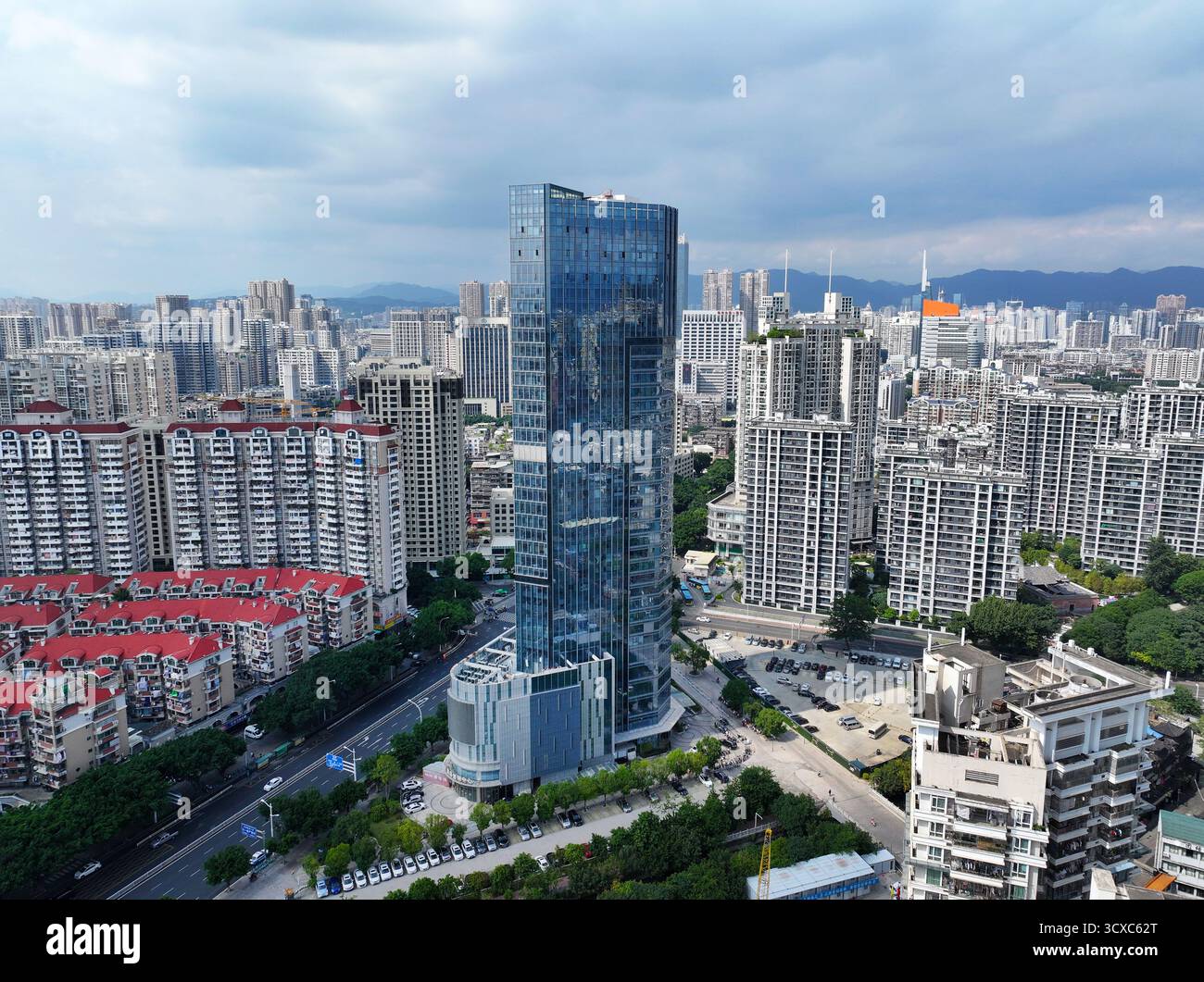 Photographie aérienne de l'île de Zhongzhou dans le district commercial de la montagne de Yantai, ville de Fuzhou, province de Fujian Banque D'Images