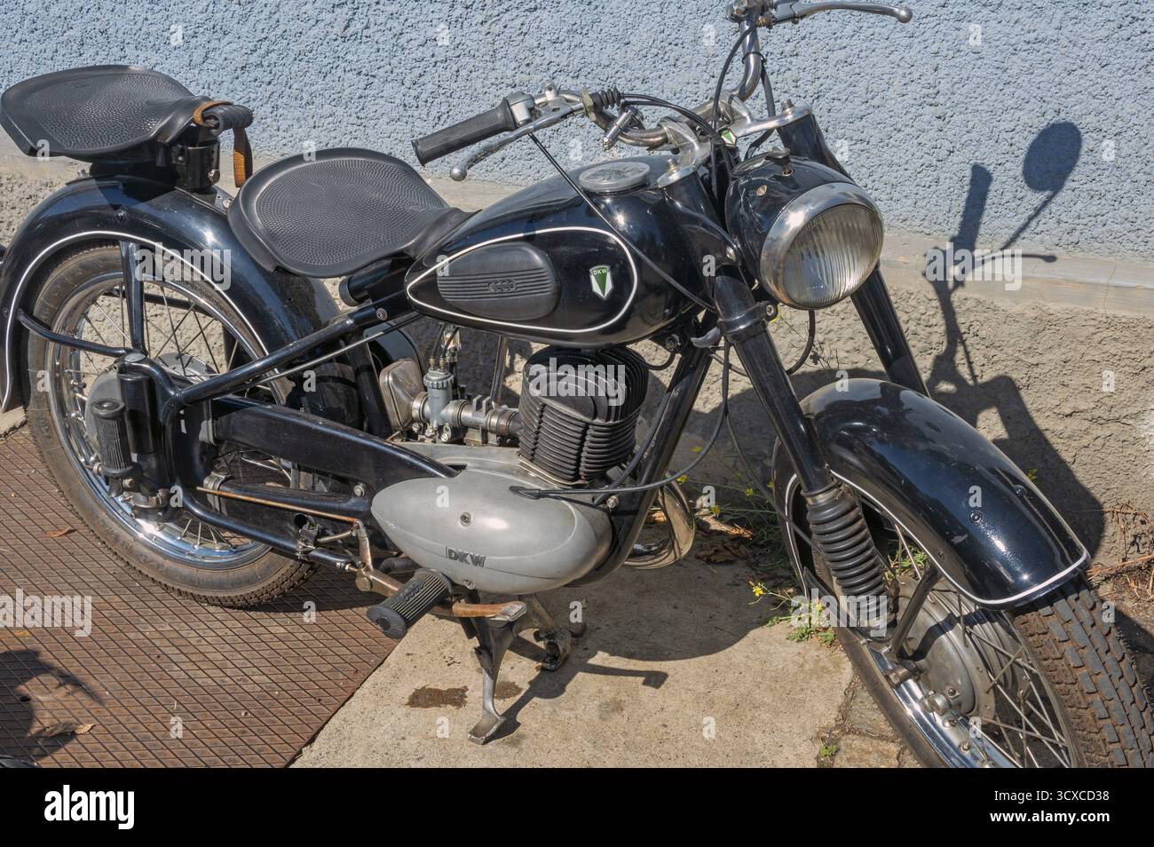 Ancienne moto DKW, années 50, Wohmbrechts, Allgaeu, Bade-Wuerttemberg, Allemagne Banque D'Images