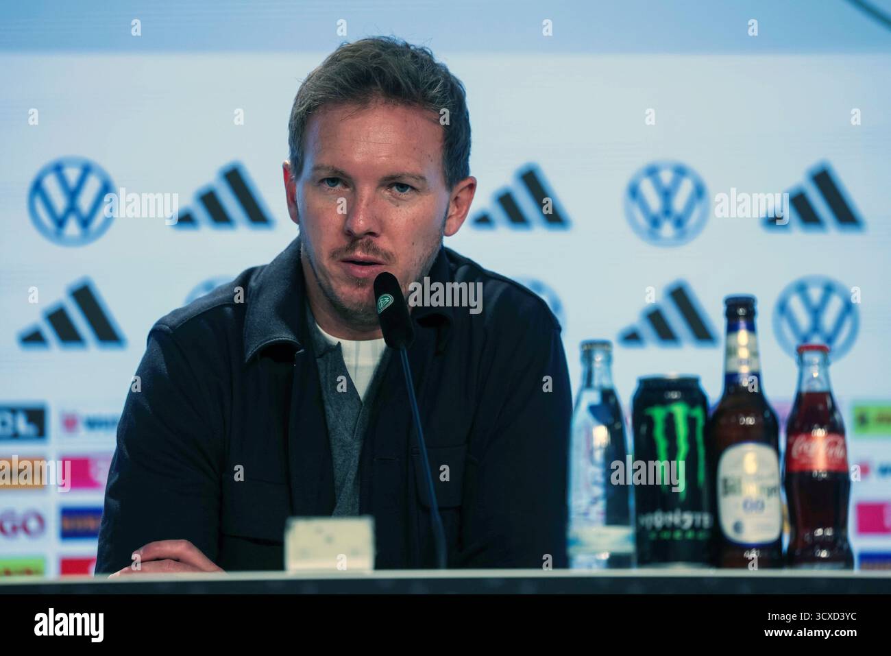 Allemagne. 10 octobre 2025. Fussball WM-Qualifikation Deutschland - Luxemburg AM 10.10.2025 in der PreZero Arena in Sinsheim Julian Nagelsmann ( Nationaltrainer ) la réglementation DFB interdit toute utilisation de photographies comme séquences d'images et/ou quasi-vidéo. Foto : Revierfoto crédit : ddp Media GmbH/Alamy Live News Banque D'Images