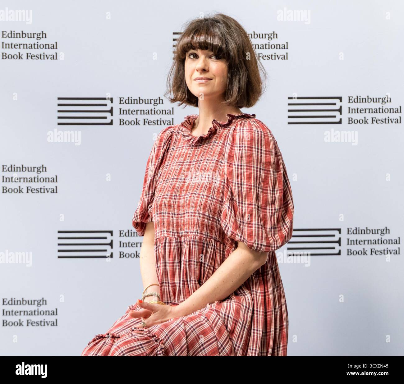 Présentatrice TV et scénariste Dawn O'porter au Festival international du livre d'Édimbourg, Écosse, Royaume-Uni Banque D'Images