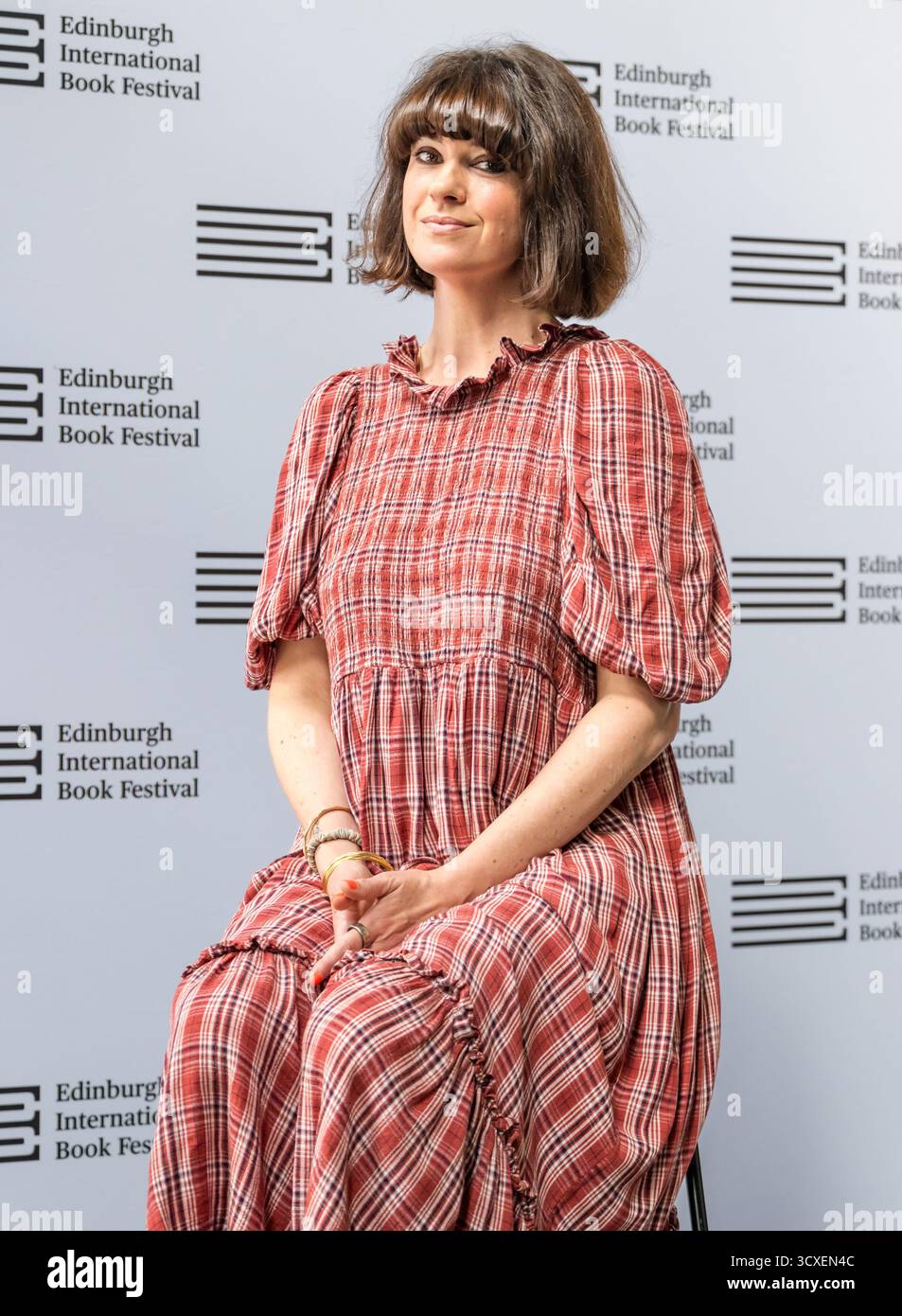 Présentatrice TV et scénariste Dawn O'porter au Festival international du livre d'Édimbourg, Écosse, Royaume-Uni Banque D'Images
