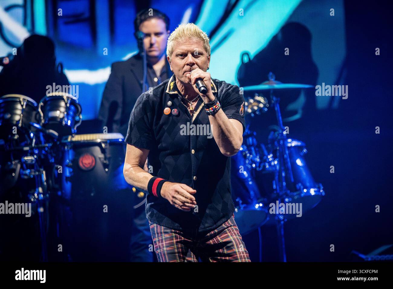 Dexter Holland de The Offspring jouant en live à Oslo le 10 octobre 2025 Banque D'Images