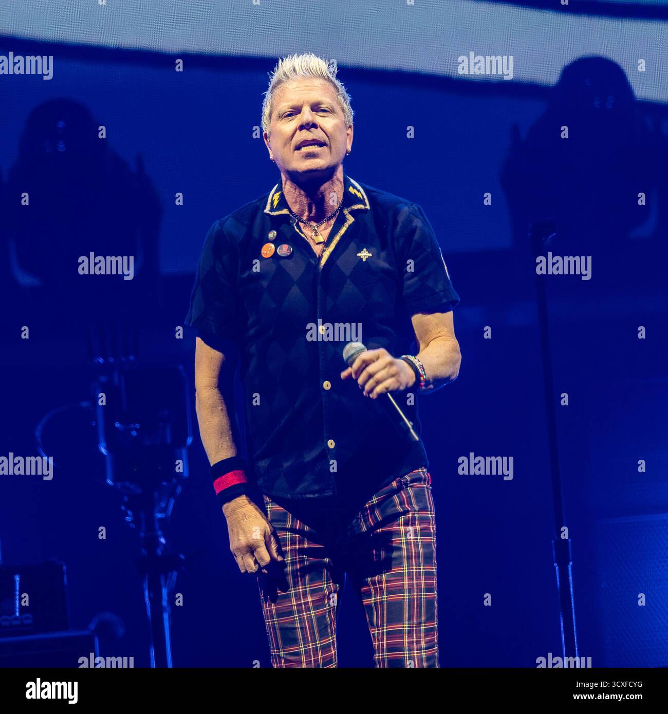 Dexter Holland de The Offspring jouant en live à Oslo le 10 octobre 2025 Banque D'Images