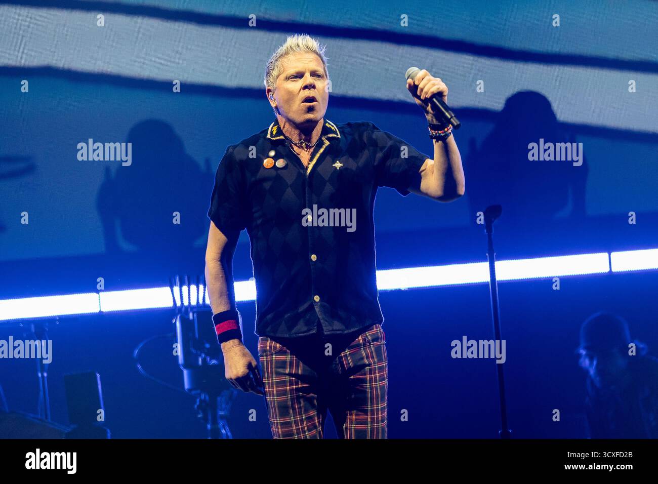 Dexter Holland de The Offspring jouant en live à Oslo le 10 octobre 2025 Banque D'Images