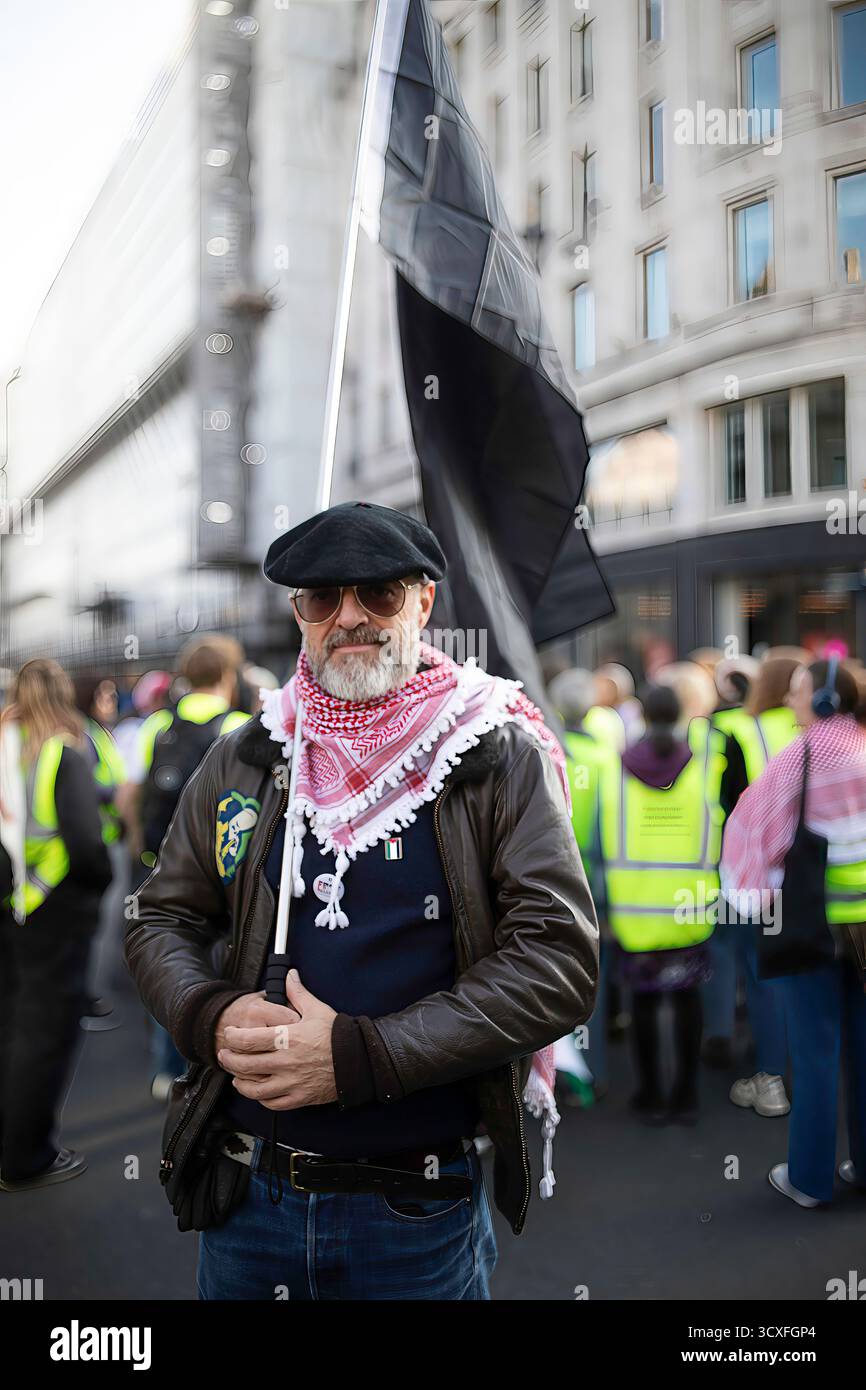 LONDRES, ROYAUME-UNI. 11 octobre 2025. Manifestants palestiniens participant à la manifestation Pro Palestine. Crédit : Ian Humphreys Banque D'Images