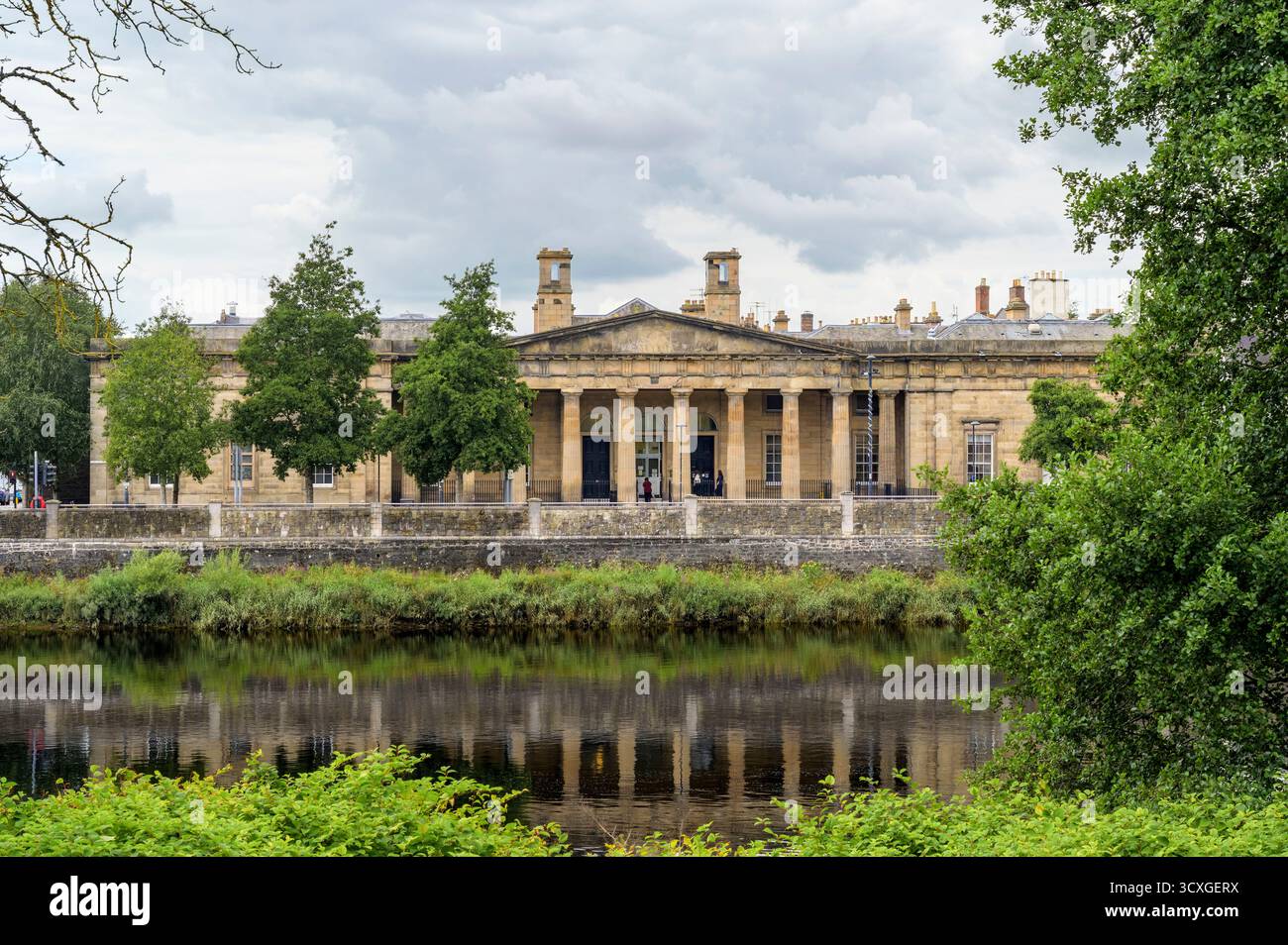 Perth Sheriff court Building, Tay Street, Perth, Écosse, Royaume-Uni Banque D'Images