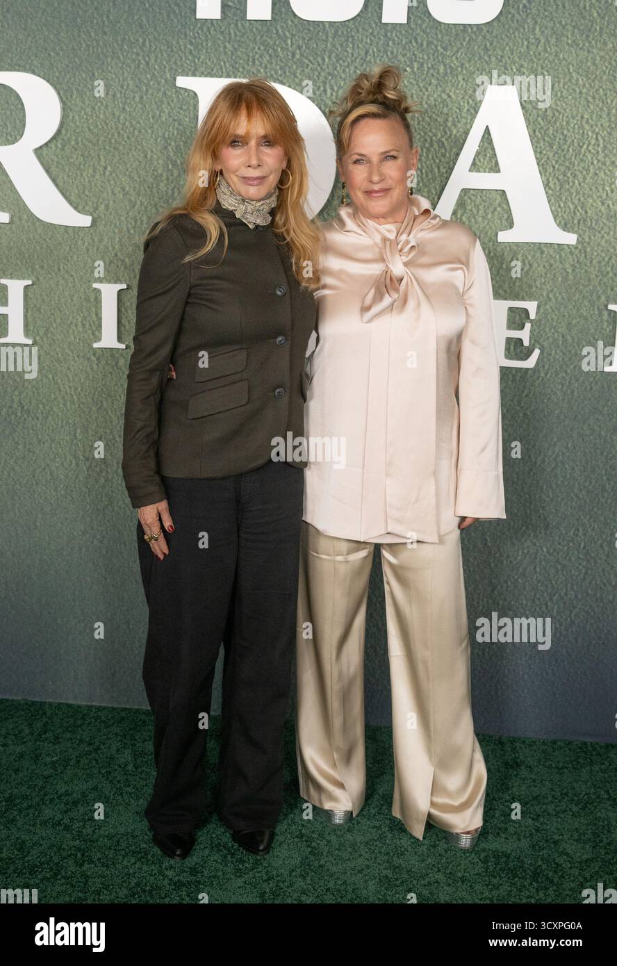 Patricia Arquette et Rosanna Arquette assistent à la première série télévisée Murdaugh Death in the Family de Hulu au 7 Hudson Square à New York, NY, le 13 octobre 2025 Banque D'Images