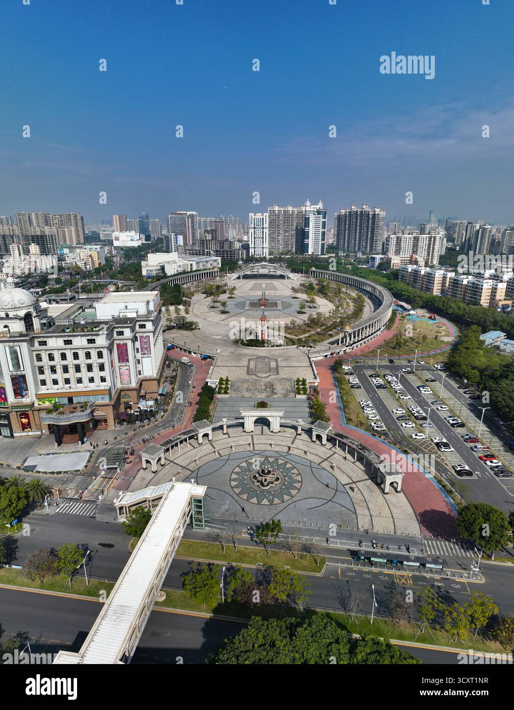 Photographie aérienne de la place civique de Xinqiao dans le district de Bao'an, Shenzhen Banque D'Images