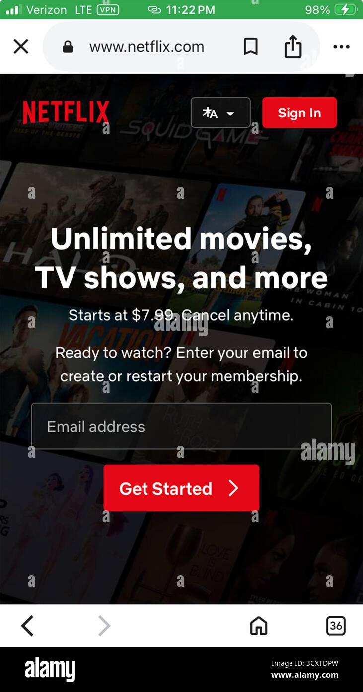 15 octobre 2025, New York City, New York, États-Unis : Spotify Video Podcast sera bientôt disponible sur Netflix.Un nouveau partenariat entre deux des plus grands services de streaming au monde verra Spotify apporter certains de ses podcasts vidéo les plus populaires via Netflix.Capture d'écran iPhone Apple à partir de la bannière du site Web Netflix (image crédit : © Billy Tompkins/ZUMA Press Wire) USAGE ÉDITORIAL UNIQUEMENT ! Non destiné à UN USAGE commercial ! Banque D'Images