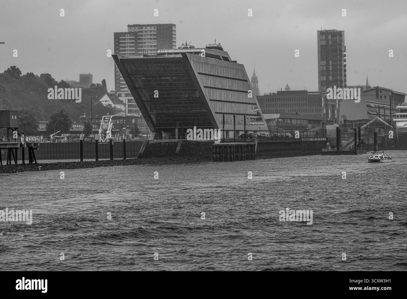 Allemagne, Deutschland, Hamburg, Hafen, Harbour, Hanseaten, Hanseatic, St Pauli, Dockland, Kreuzfahrtschiff, terminal Banque D'Images