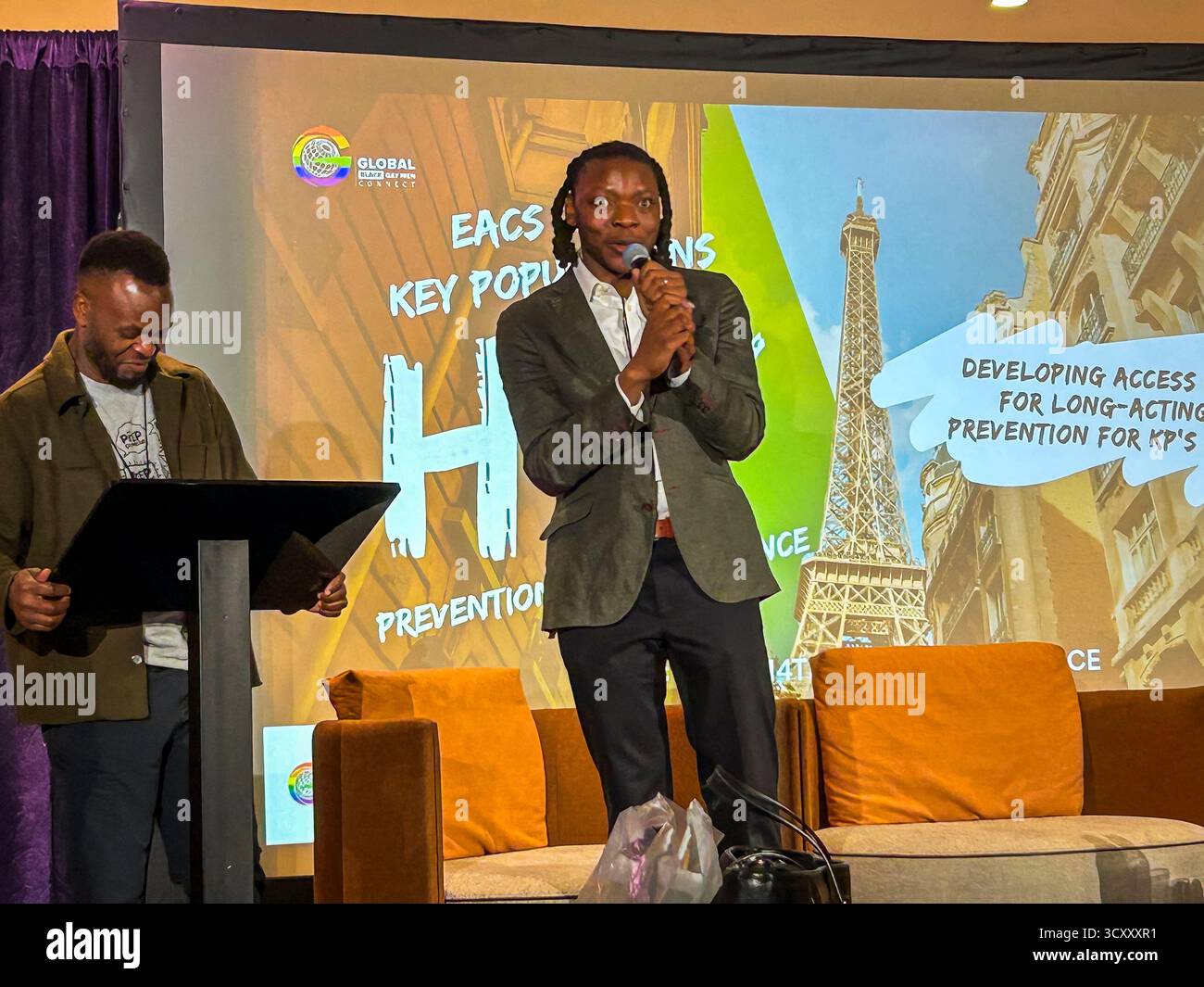 Paris, France, Réunion communautaire sur la prévention du VIH PrEP pour les populations clés, GBGM Collect (Global Black Gay Men Connect) conférencier Banque D'Images