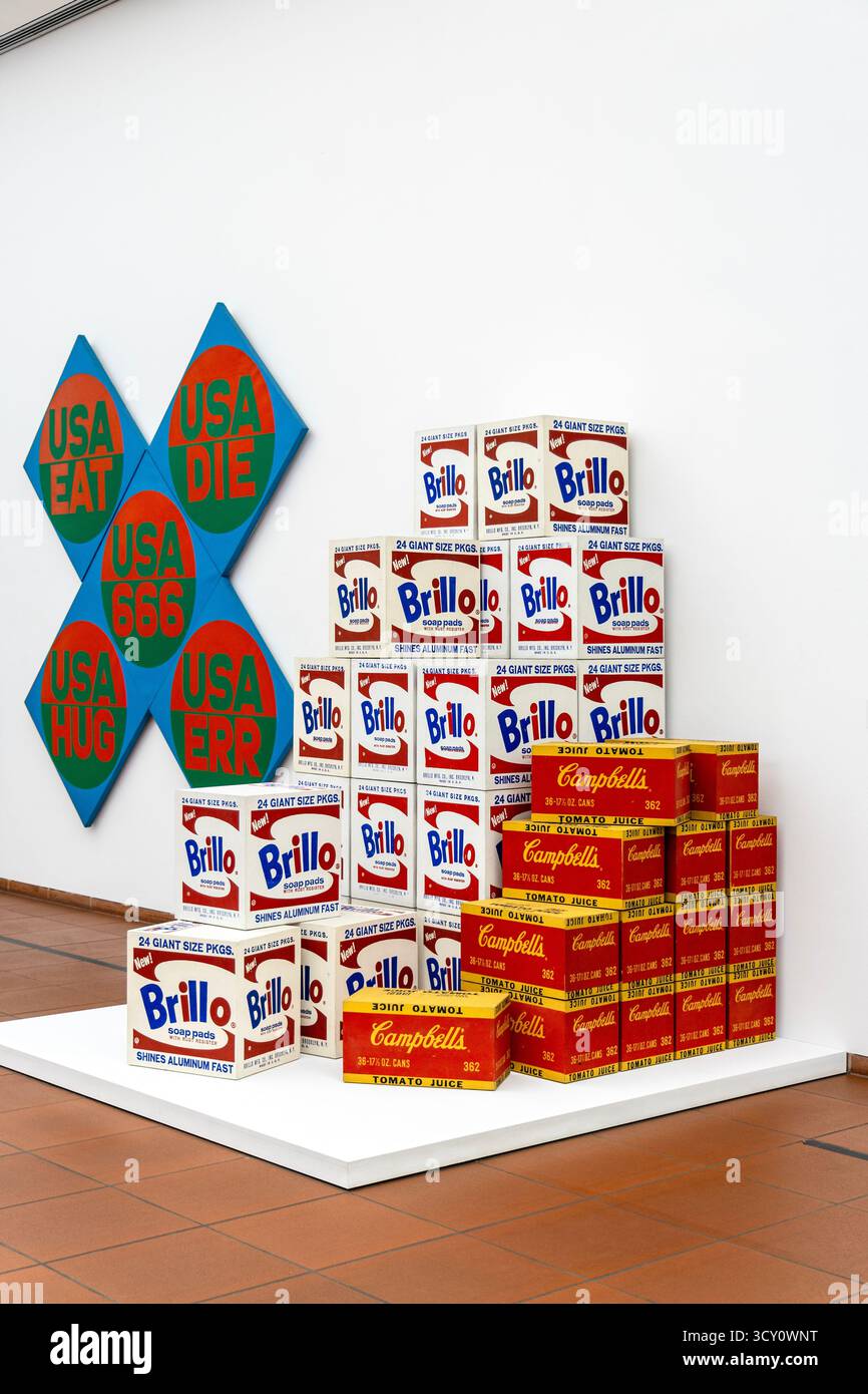 Andy Warhol's Brillo Pad et Campbell's Boxes (1964), Museum Ludwig, Cologne, Allemagne Banque D'Images