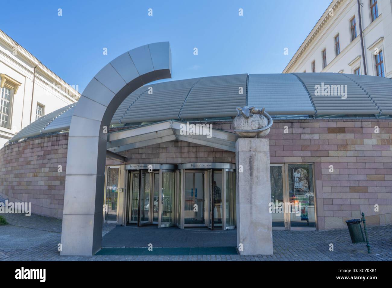 Entrée du Musée hongrois d'histoire naturelle à Budapest. Banque D'Images